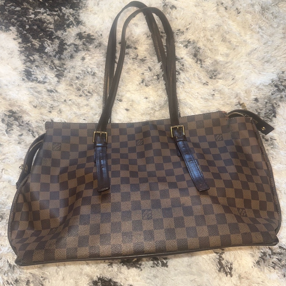 RARE* Louis Vuitton Damier Ebene Chelsea Shoulder Tote